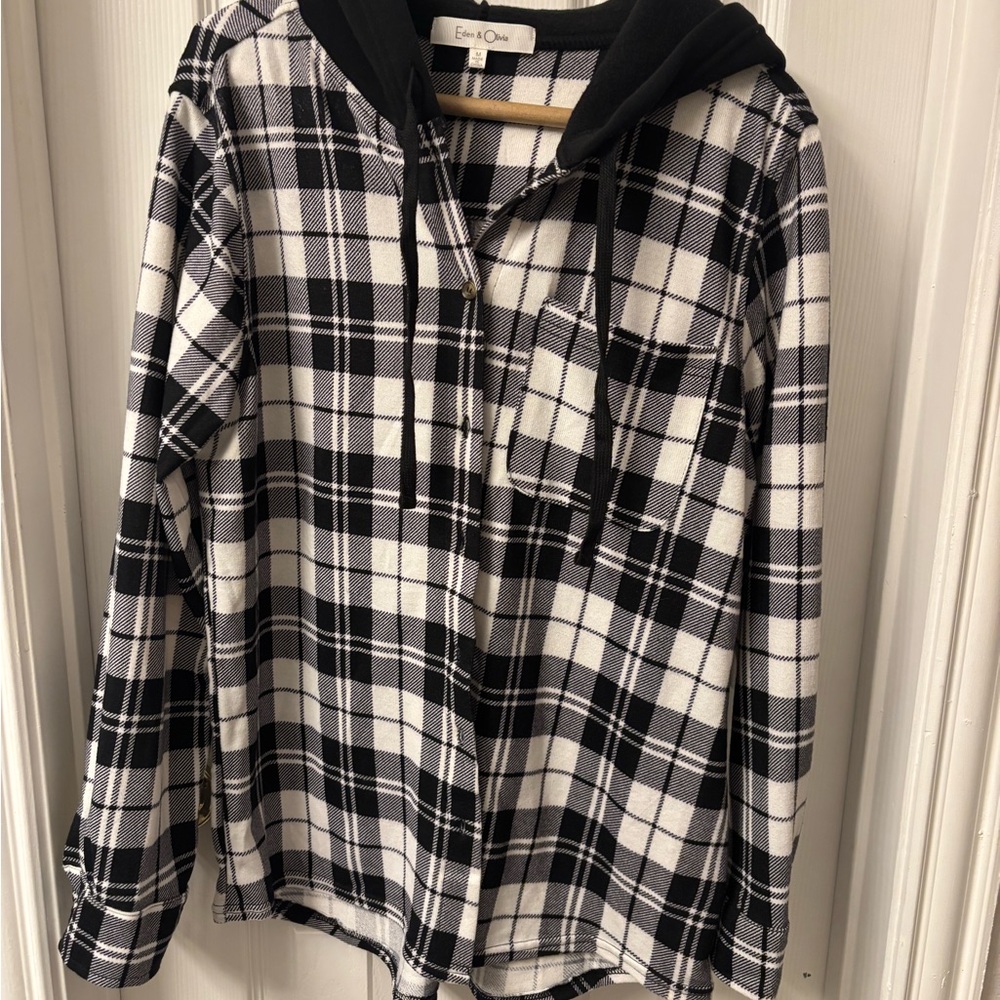 Black and White Plaid Hoodie. Brand new!